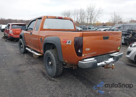 2005 Chevrolet Colorado z USA, uszkodzony, nr VIN 1GCDT198858246150